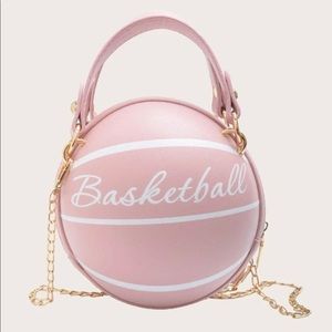 Basketball graphic stachel bag.light pink&white